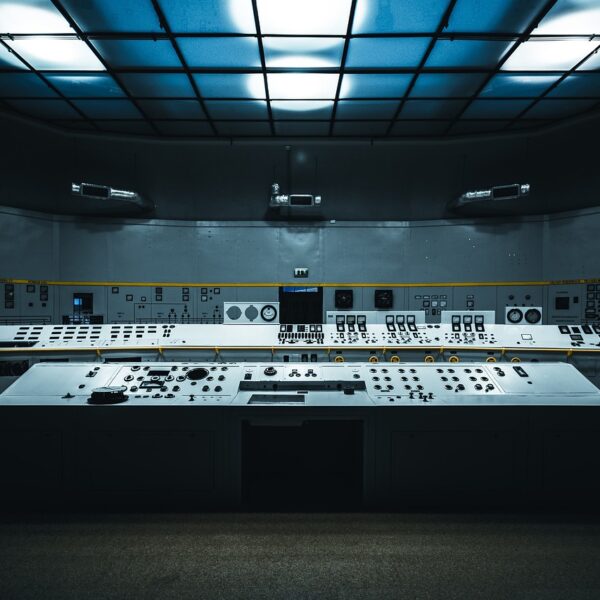 controls, indoors, room-1853330.jpg